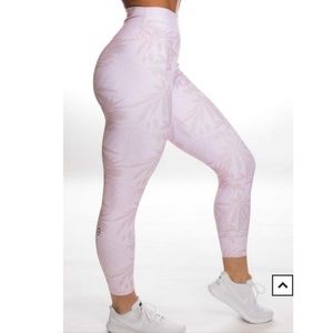 P'tula Light Pink Patterned Leggings